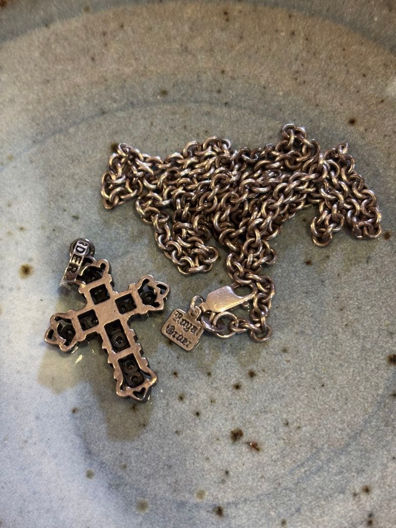 ロイヤルオーダー　SMALL Consort CROSS w/ CZ シルバー