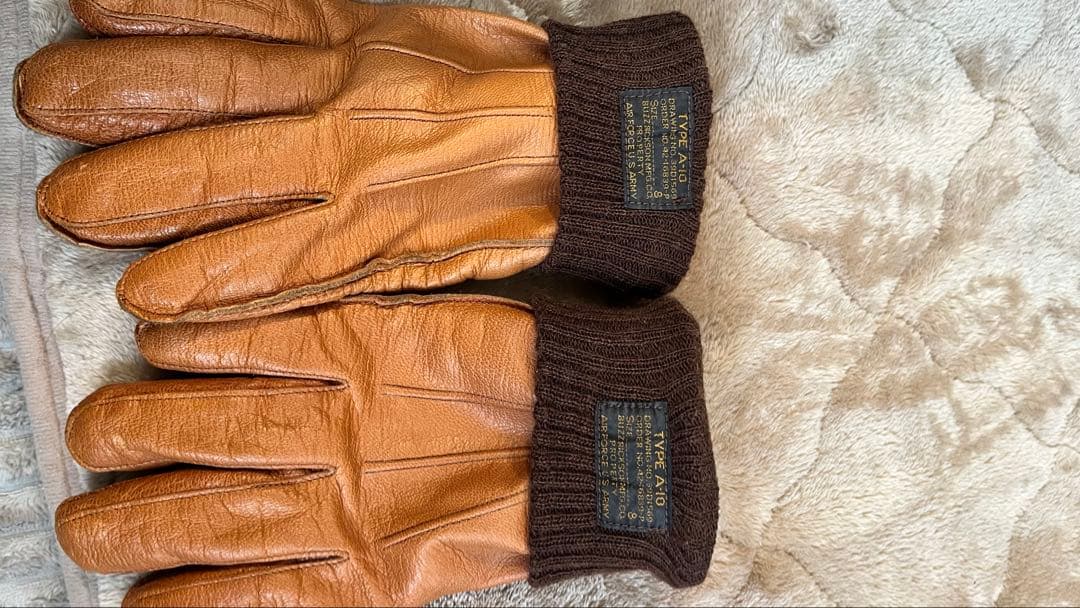 極美品‼️ 虫食いなし‼️ バズリクソンズ　a-10 手袋