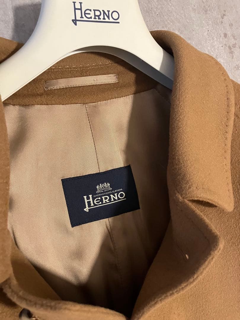 Herno ヘルノ　カシミヤコート　大きめのサイズ