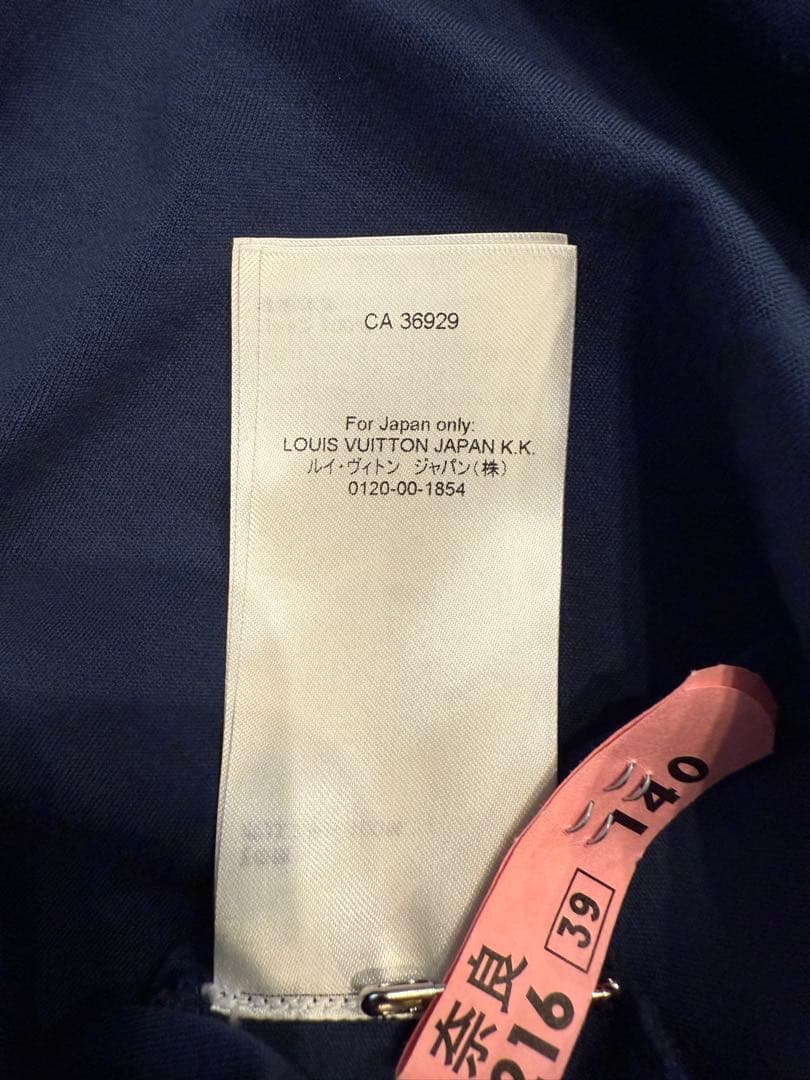 みえこ LOUIS VUITTON ネイビー Tシャツ XS