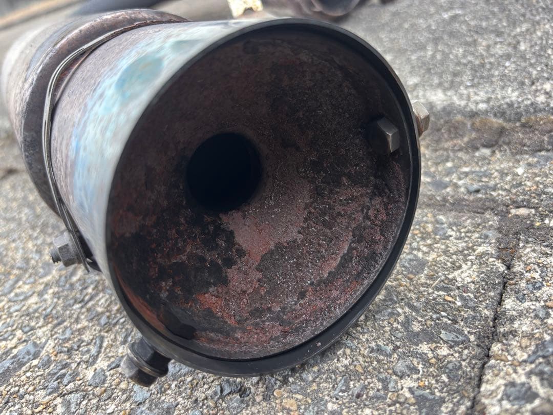 ＩＨ(プロフ見ていただけたら幸い) 専用　サンバー　ワンオフマフラー　錆あり