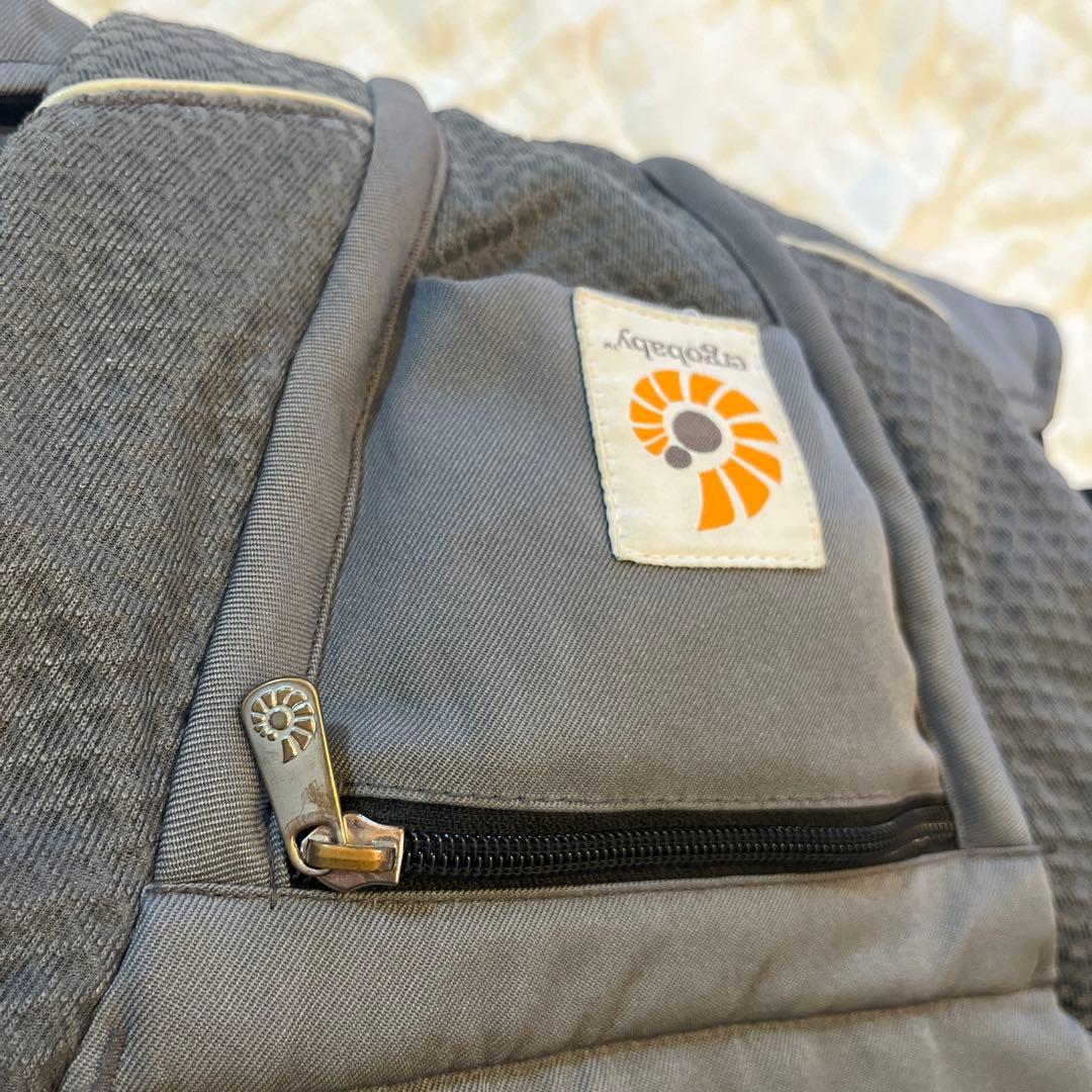 エルゴ　抱っこ紐 オムニブリーズ　グラファイトグレー