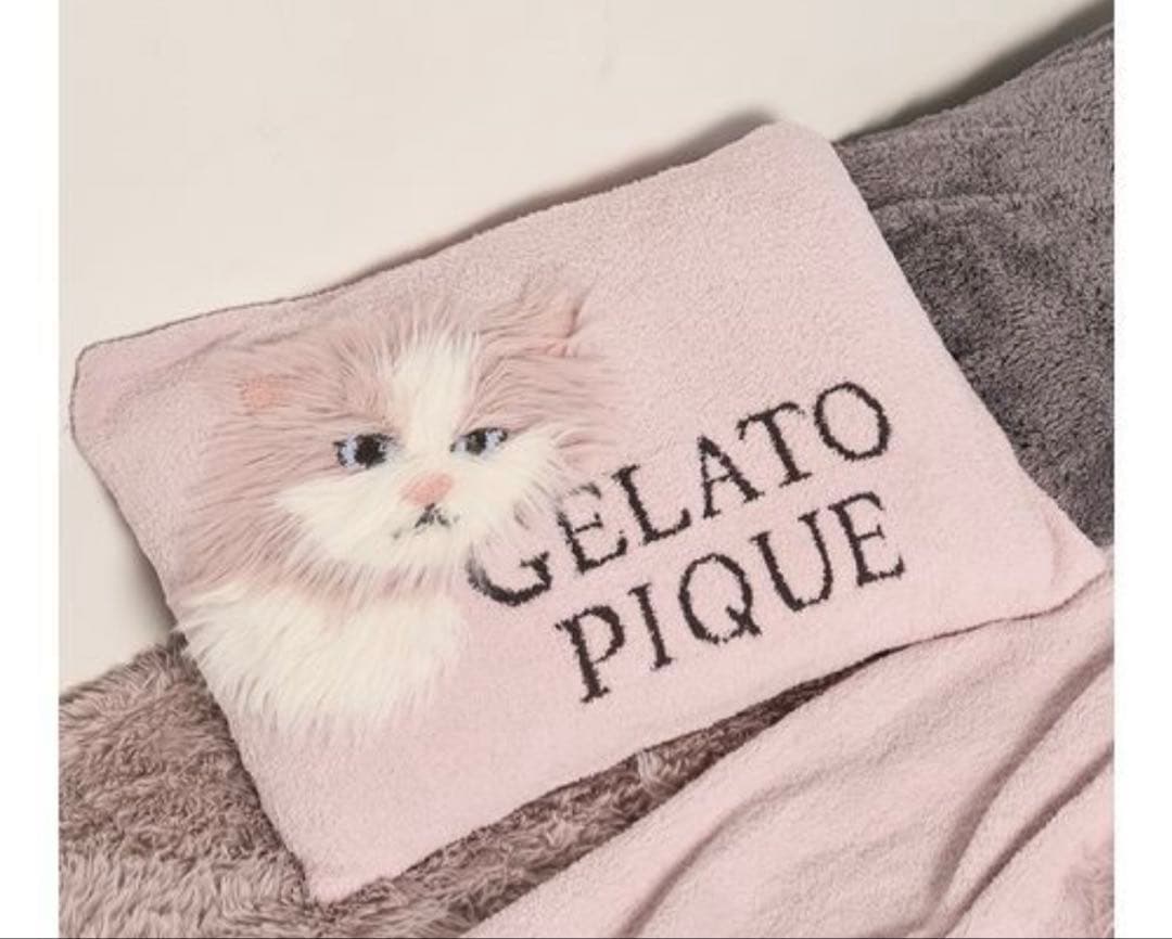 新品♡GELATO PIQUE ♡ ラグドール ジャガードピローケースジェラピケ