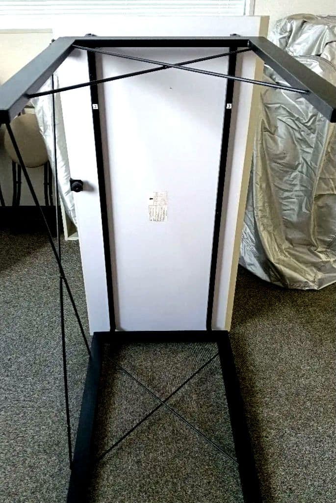 3台有ります//ニトリ/デスクワゴンのサーヤ（デスクのみ）とブックスタンド付