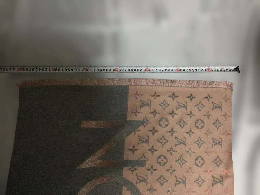 ファッションロゴ入り ストール　LVブランド調　新品