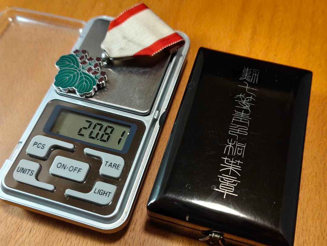 約20.8g 勲七等青色桐葉章 純銀 旧勲章 箱あり 七宝 銀製