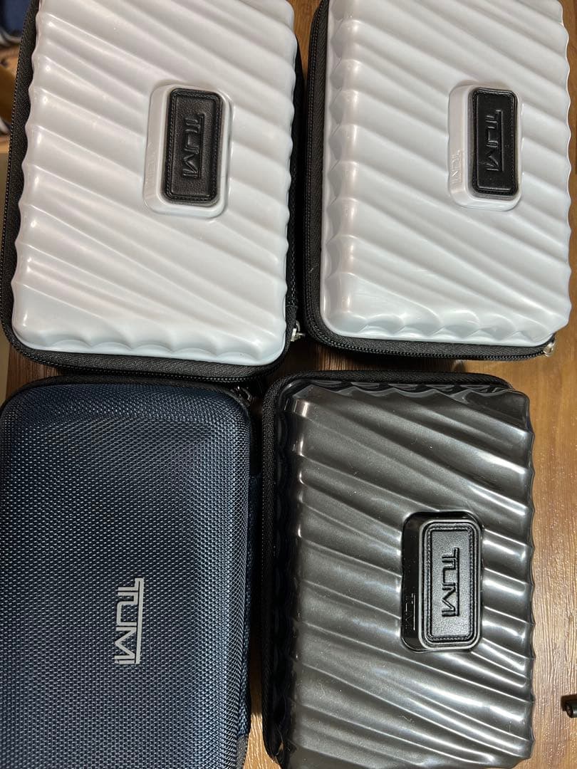 【サッカン】デルタ航空　ビジネスクラス　アメニティTUMIケース