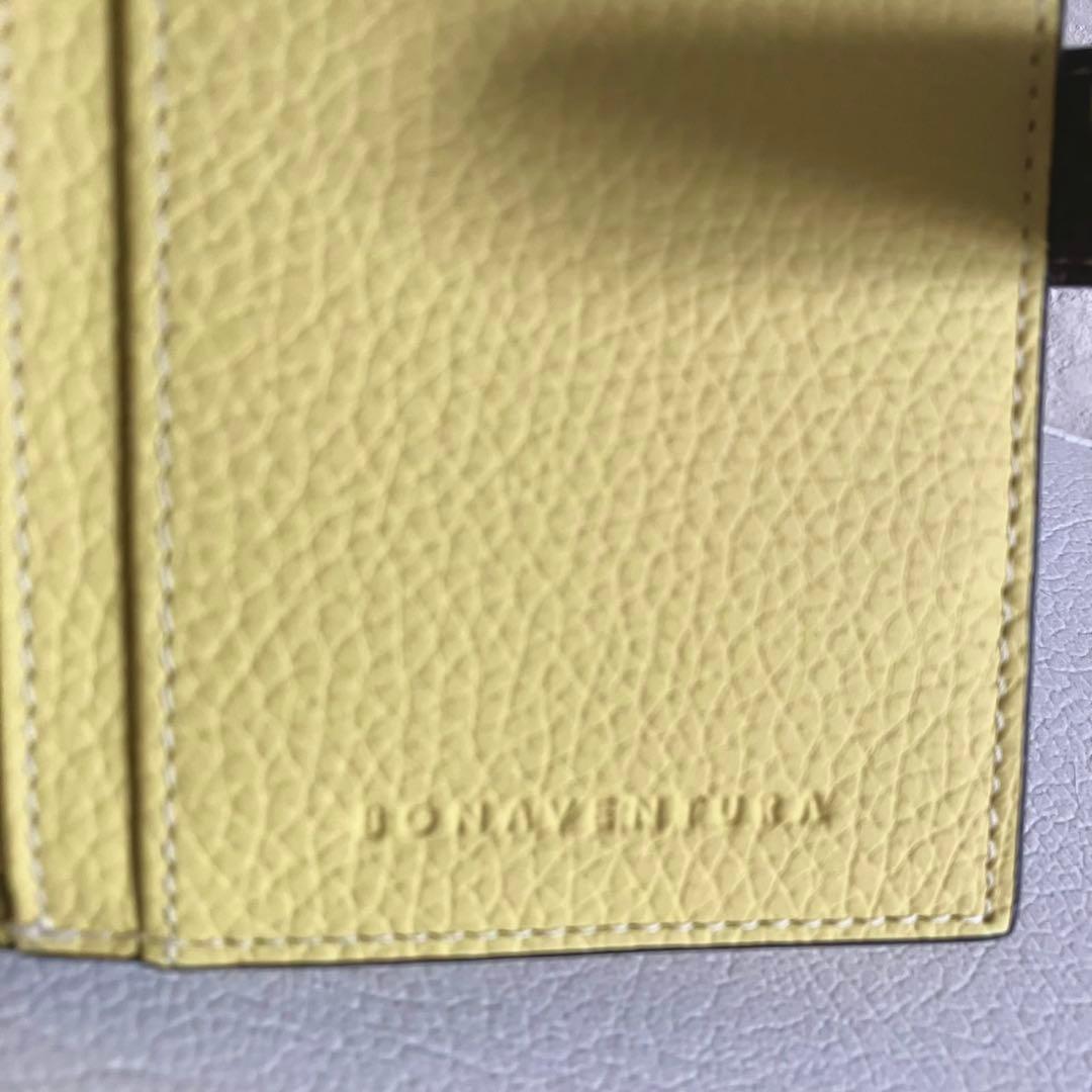 極美品 ボナベンチュラ ベルテッド マルチマルチウォレット グレージュ イエロー