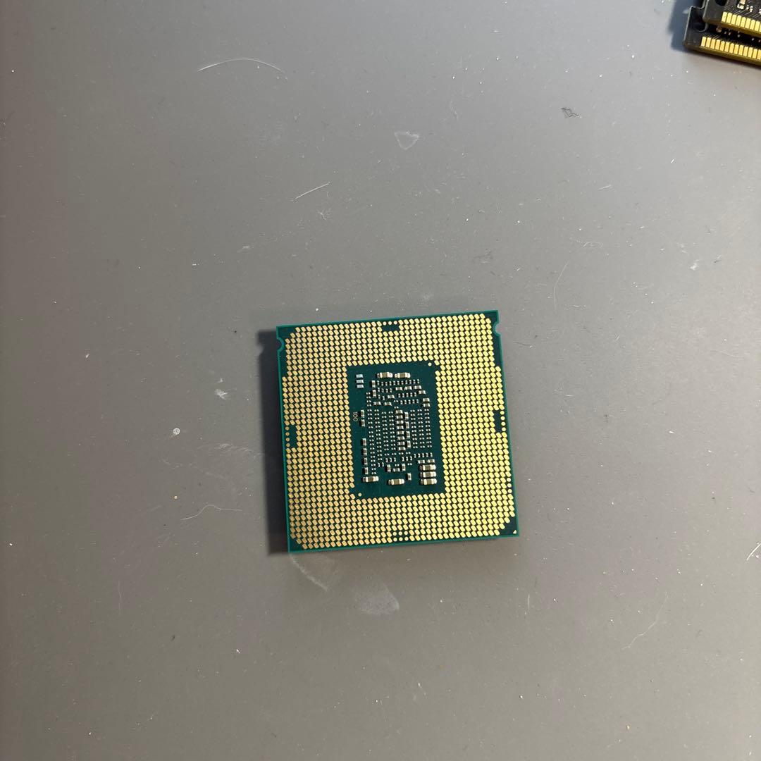 CPU Intel Core i7-7700K 4.2GHz CPU