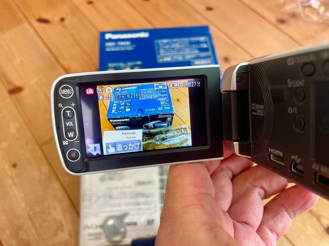 【美品】Panasonicビデオカメラ本体+専用ソフトケース+SDカードセット