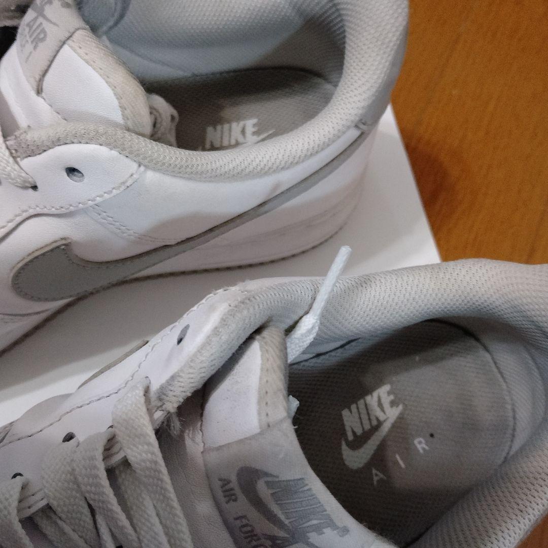 ナイキ エア フォース 1 ’07 ホワイト 26.5cm