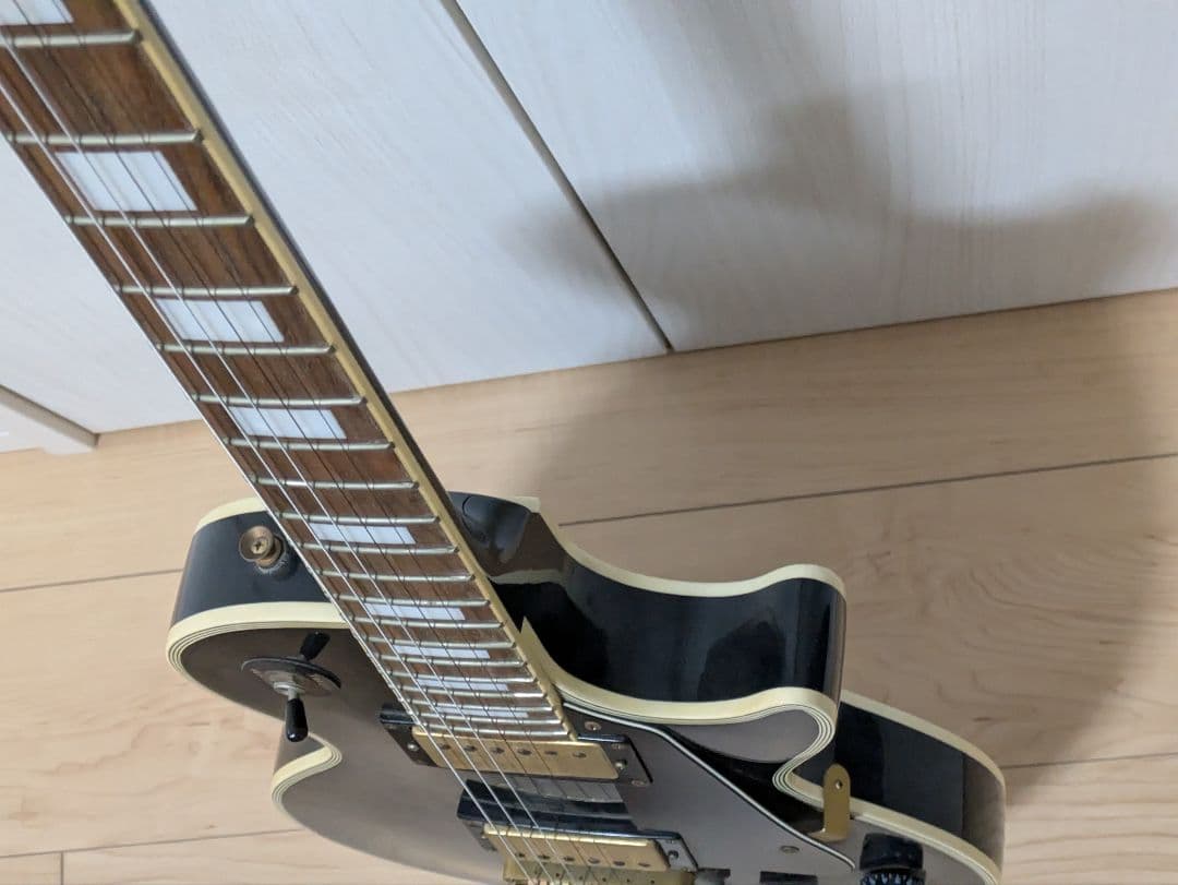 Maison ブラックレスポールスタイルギター