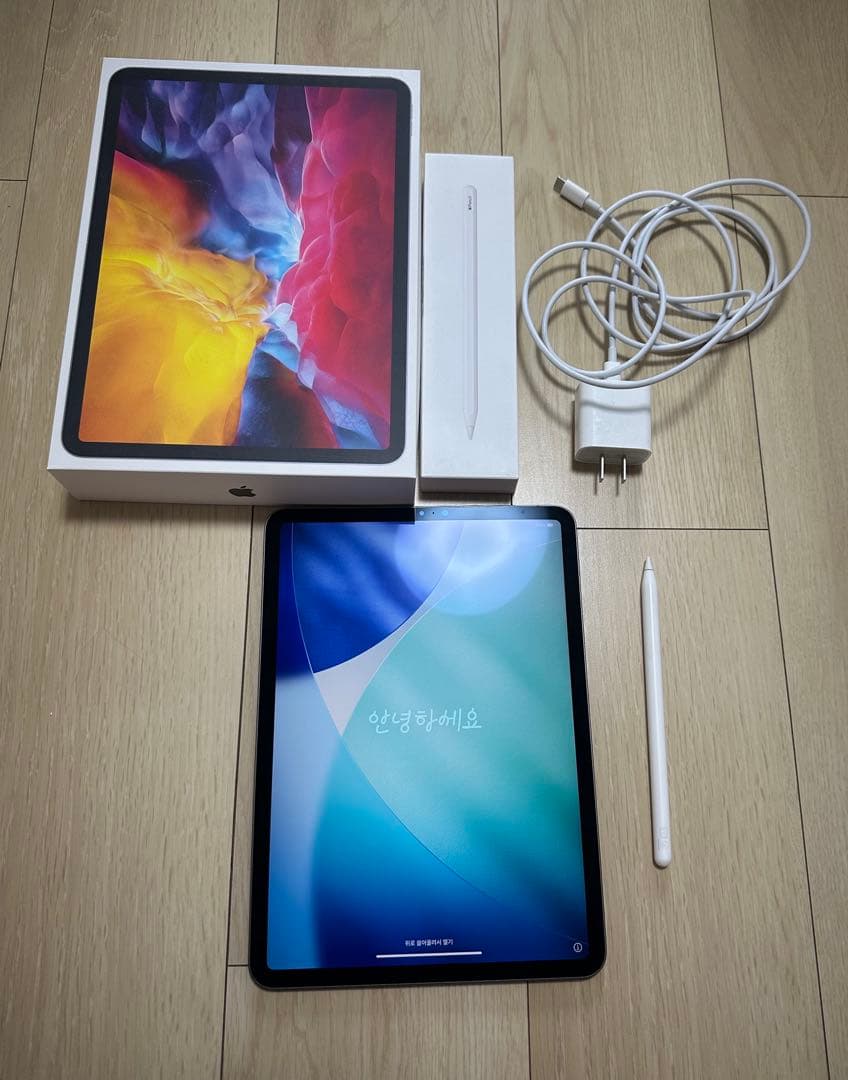 iPadPro第2世代　11インチ512GB Wifiモデル、アップルペンシル