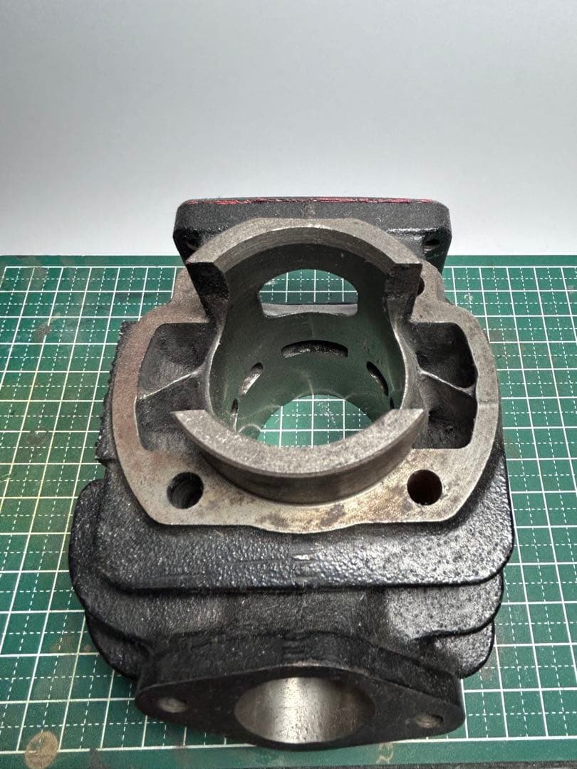 ヤマハ ジョグ27v シリンダー ポート加工 スーパースクーター