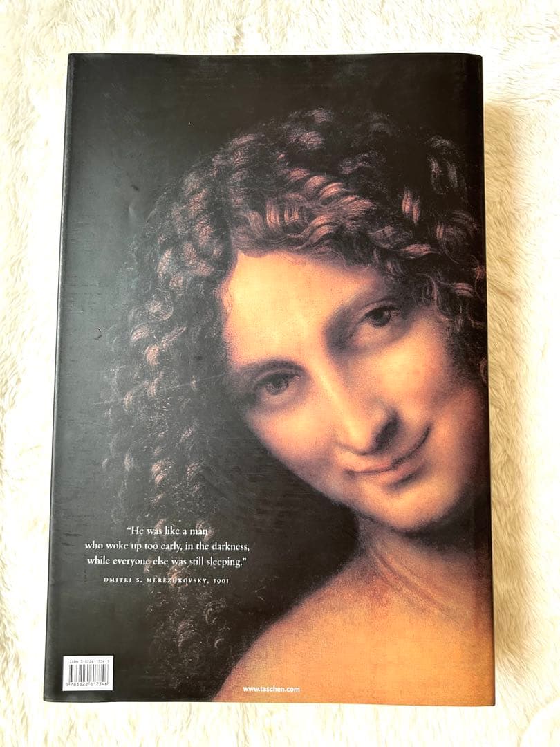 Leonardo da Vinciレオナルド・ダ・ヴィンチ430ページの詳細な本