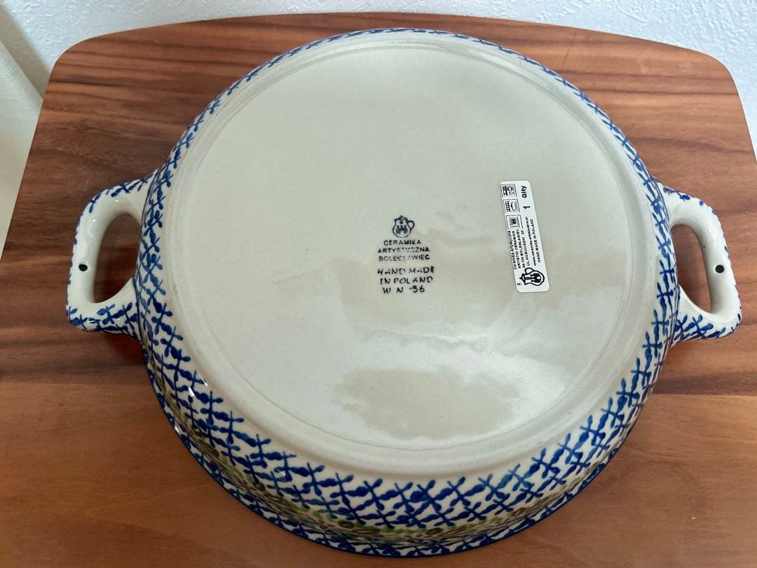 ポーランド食器　ラウンドキャセロール