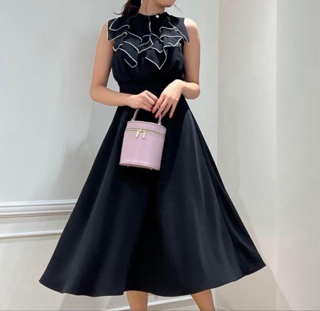 ワンピース Modern Classic Sleeveless Dress herlipto