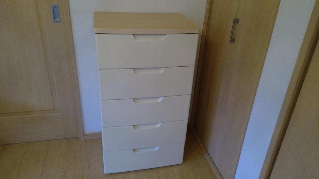 アイリスオーヤマ　5段チェスト　ホワイト　タンス　収納　引き出し　収納ケース