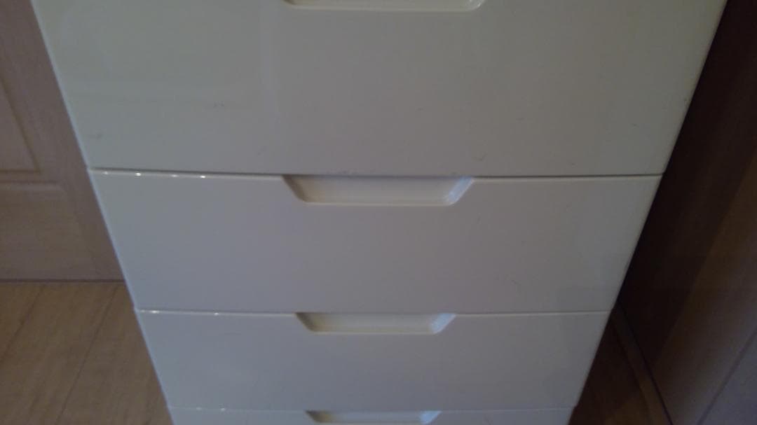 アイリスオーヤマ　5段チェスト　ホワイト　タンス　収納　引き出し　収納ケース