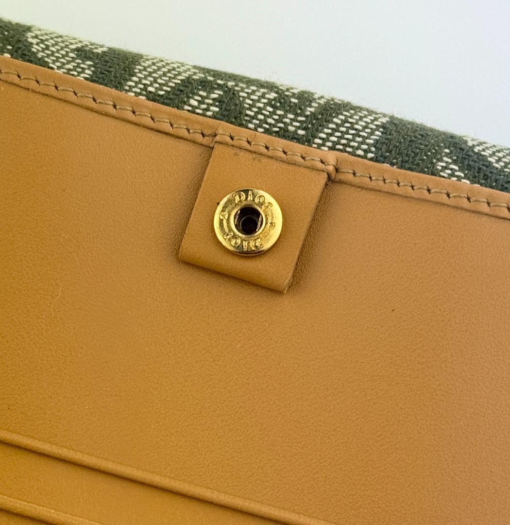 【美品】クリスチャンディオール TR0061 トロッター 二つ折り財布