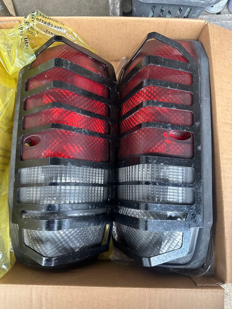 ランクルプラド78テールランプガード付き