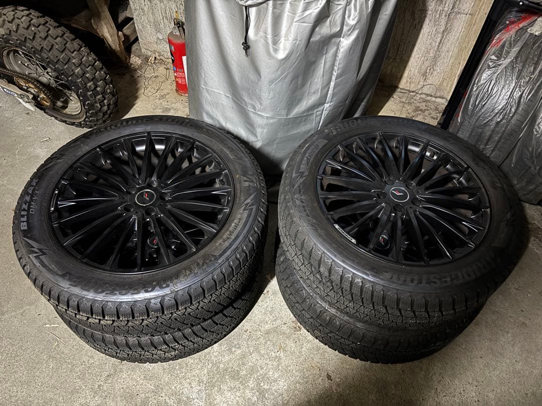 【美品】レクサス新型RX用スタッドレス 235/55R20 ブリザックDM-V3