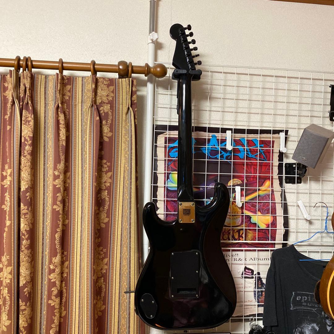 Fender JAPAN Stratocaster boxer Eシリアル