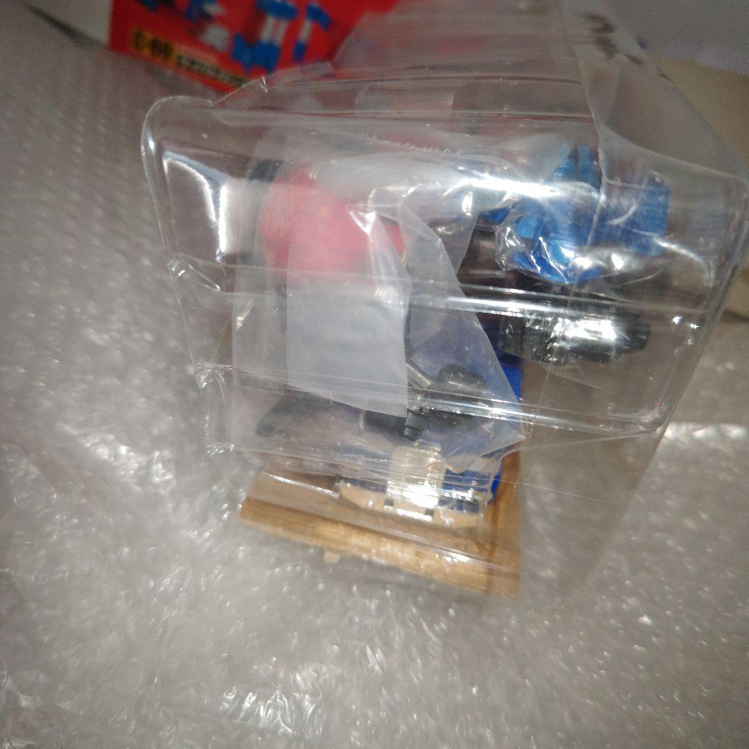 トランスフォーマー　ウルトラマグナス　予告編バージョン　シール未使用