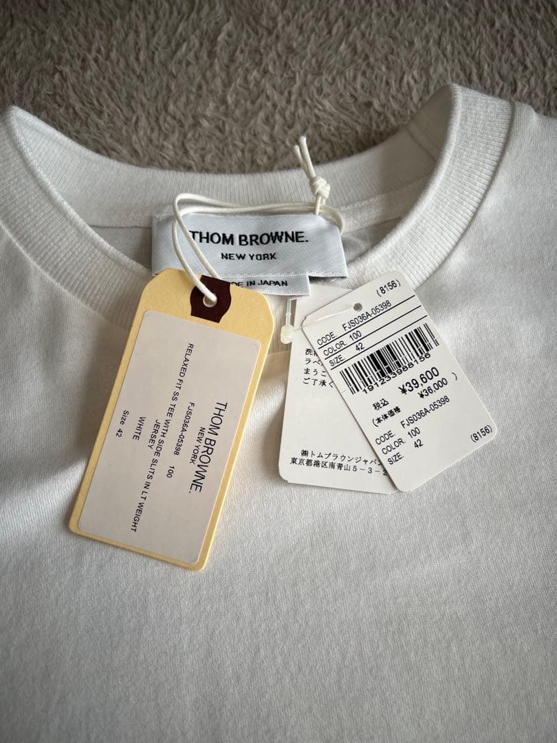 最終値下げ！　トムブラウン　レディース　Tシャツ