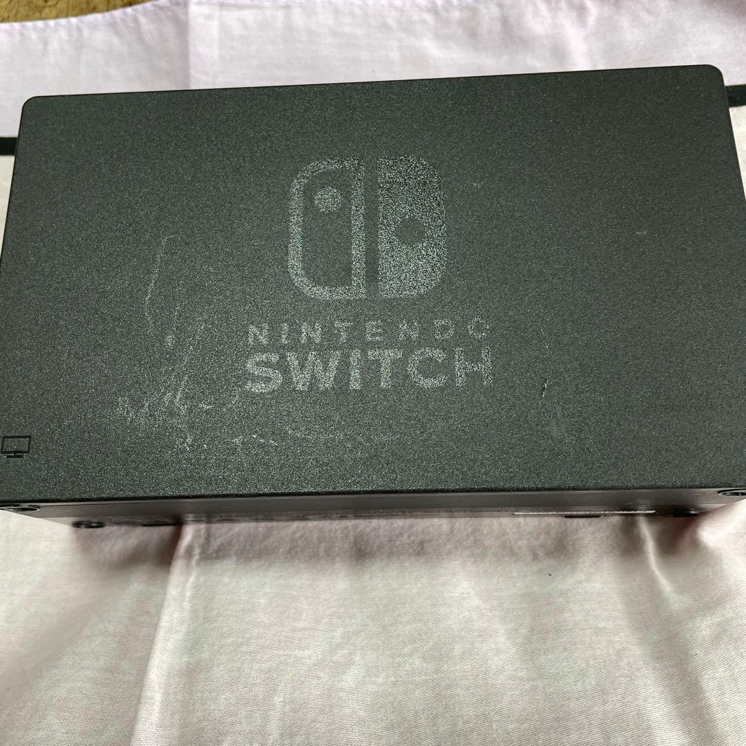 Nintendo Switch 本体 ジョイコンおまけ。 他の付属品、箱あり